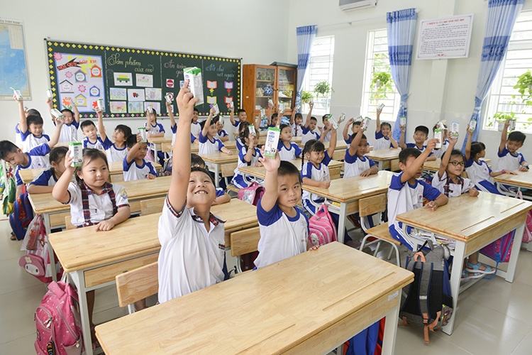 Sữa học đường TP. Hồ Chí Minh: Chương trình nhân văn đem lại nhiều niềm vui cho con trẻ