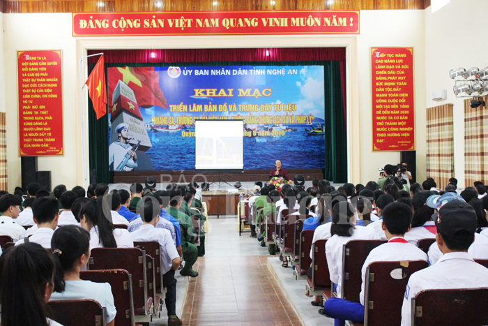 Khai mạc triển lãm “Hoàng Sa, Trường Sa của Việt Nam - Những bằng chứng lịch sử và pháp lý”