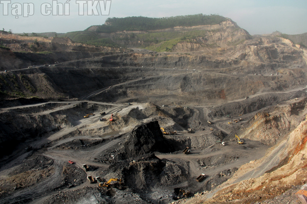 7 tháng đầu năm 2016: Than Dương Huy khai thác trên 1,1 triệu tấn than