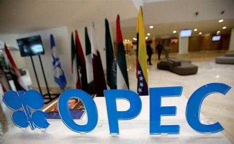 OPEC quyết định cắt giảm 750.000 thùng dầu mỗi ngày