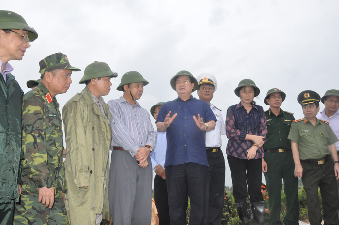 Phó Thủ tướng đánh giá cao tỉnh Quảng Ninh chống bão số 7