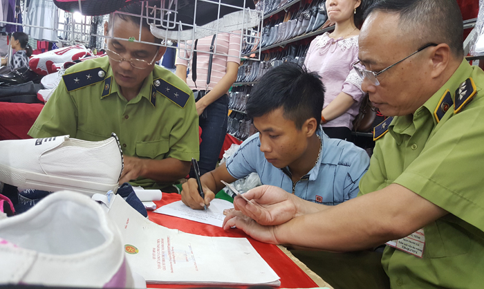 Yêu cầu làm rõ trách nhiệm BTC Hội chợ doanh nhân trẻ Quảng Ninh