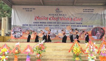 Khám phá phiên chợ vùng cao Mai Châu