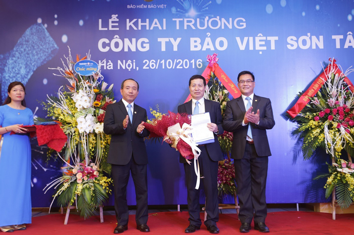 Bảo hiểm Bảo Việt mở rộng mạng lưới với Chi nhánh “100 tỷ đồng” tại Sơn Tây