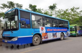 Hà Nội mở nhiều tuyến xe buýt mới, lượng hành khách tăng cao