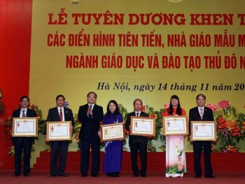 Hà Nội tuyên dương 700 nhà giáo tiêu biểu, mẫu mực năm 2016