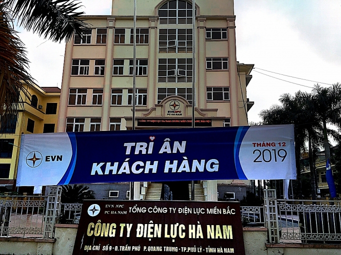 cong ty dien luc ha nam to chuc tri an khach hang thang 12 nam 2019