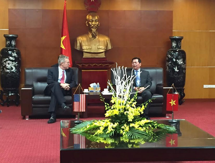 Bộ trưởng Vũ Huy Hoàng tiếp Đại sứ Hoa Kỳ tại Việt Nam