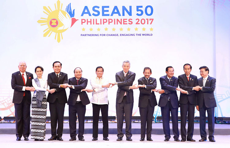Thủ tướng đề nghị ASEAN cải tiến cơ chế, tinh giản bộ máy