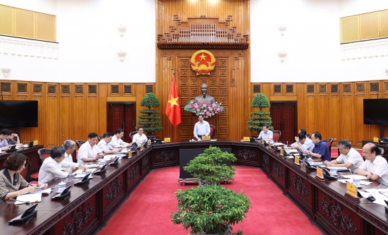 Thủ tướng Phạm Minh Chính: Quyết liệt khắc phục tình trạng thiếu thuốc, vật tư y tế