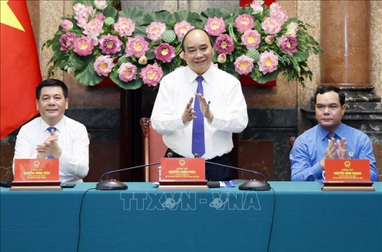 Chủ tịch nước Nguyễn Xuân Phúc gặp mặt cán bộ, công nhân lao động ngành Dầu khí