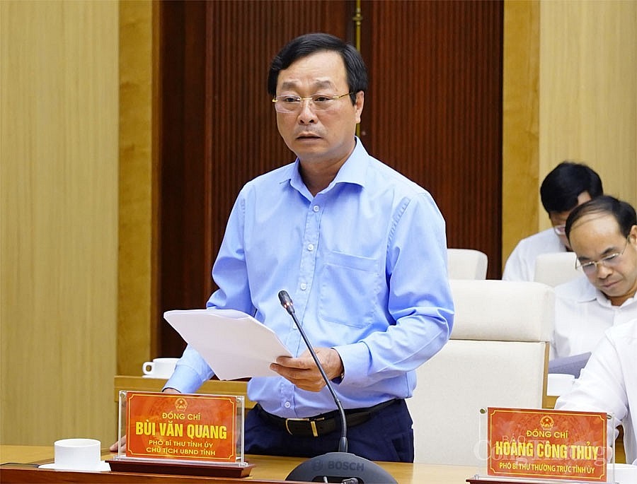 Chủ tịch Quốc hội Vương Đình Huệ làm việc với tỉnh ủy Phú Thọ
