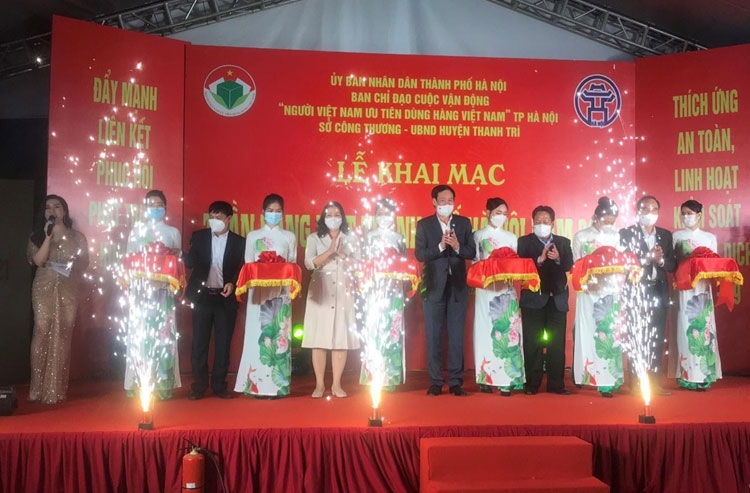 100 gian hàng tại Tuần hàng Việt huyện Thanh Trì: Đưa hàng Việt đến với người dân ngoại thành Hà Nội