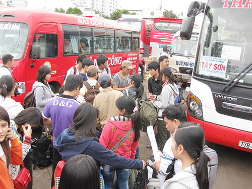 Giá vé xe khách Bắc- Nam tăng 30- 40%