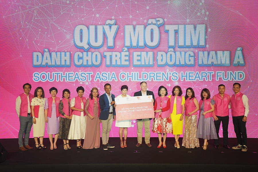 Nu Skin việt Nam trao tặng 4,6 tỷ đồng cho chương trình Nhịp tim Việt Nam