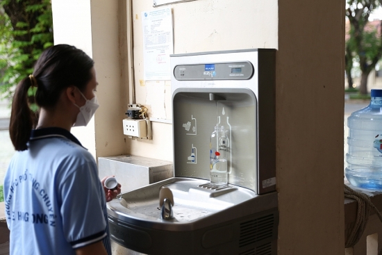 TP. Hồ Chí Minh: Cần 100 tỷ đồng để lắp đặt 1.500-2.000 trụ nước uống tại vòi