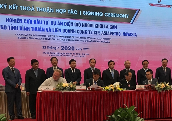 Bình Thuận: Ký kết phát triển dự án điện gió ngoài khơi trị giá hàng tỷ USD