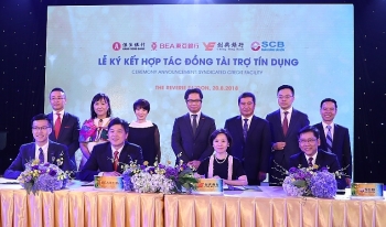 SCB và 3 ngân hàng Hồng Kông ký kết hợp đồng tài trợ tín dụng