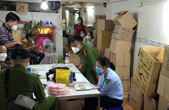 TP. Hồ Chí Minh: Siết chặt kiểm tra việc kinh doanh các mặt hàng y tế chống dịch