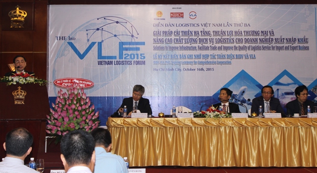 Bàn giải pháp phát triển ngành logistics Việt Nam