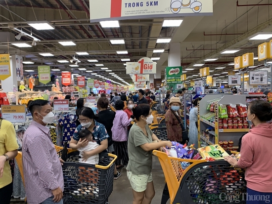 Đông Nam bộ: Sức mua tăng trong những ngày nghỉ lễ