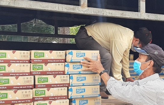 Hành trình trao 1 triệu hộp sữa của Vinasoy tới các cơ sở cách ly tập trung