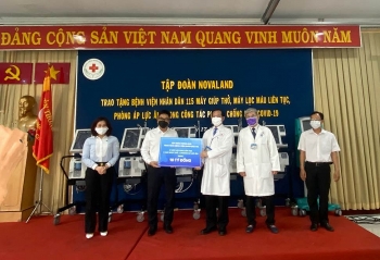 Novaland trao tặng trang thiết bị y tế trị giá 10 tỷ đến Bệnh viện Nhân dân 115