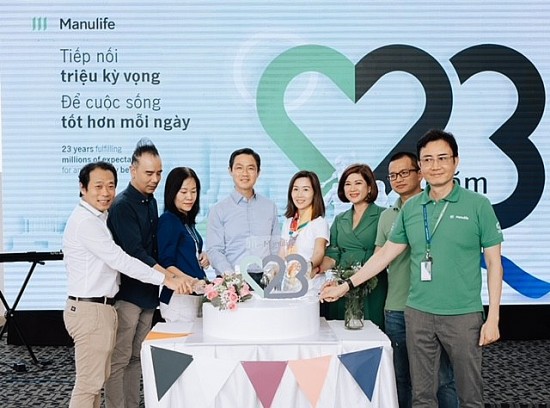 Manulife Việt Nam kỷ niệm 23 năm đồng hành cùng sức khỏe người Việt