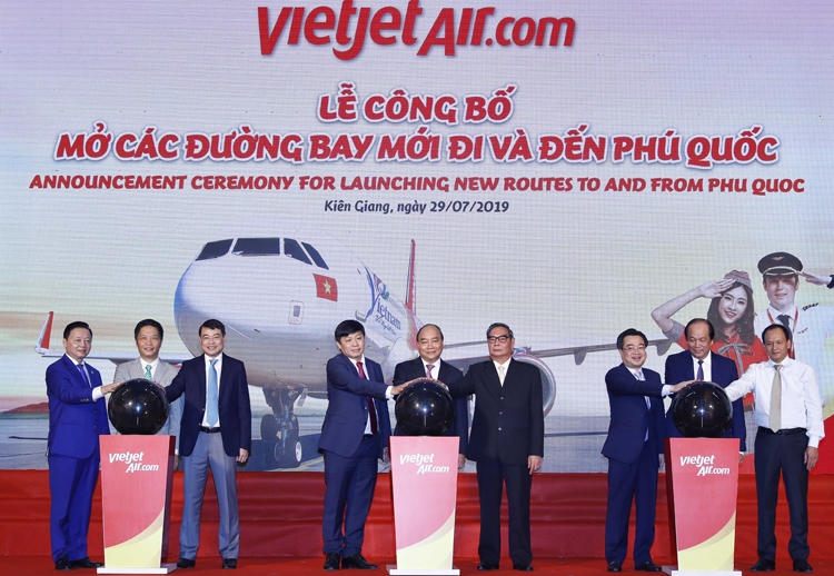 Đầu tư vào Kiên Giang, Vietjet công bố loạt đường bay mới tới Phú Quốc