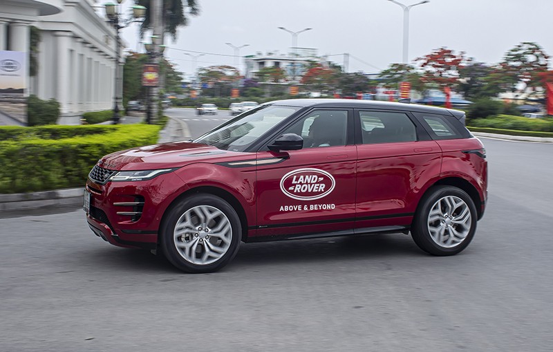 Phú Thái Mobility tổ chức chương trình trải nghiệm với xe Land Rover tại Phú Thọ