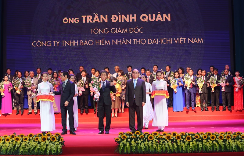 Tổng Giám đốc Dai-ichi Việt Nam vinh dự nhận Cúp Thánh Gióng