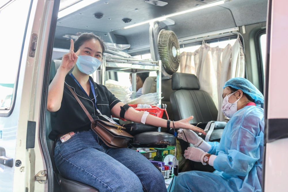 Nhân viên Shinhan Finance tham gia hiến máu vì cộng đồng
