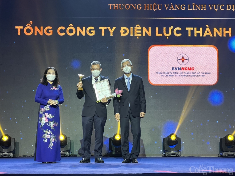 EVNHCMC nhận giải thưởng Thương hiệu Vàng TP. Hồ Chí Minh năm 2021