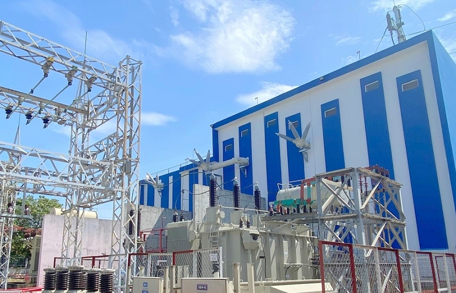 EVNHCMC đóng điện vận hành trạm biến áp 110kV Chánh Hưng