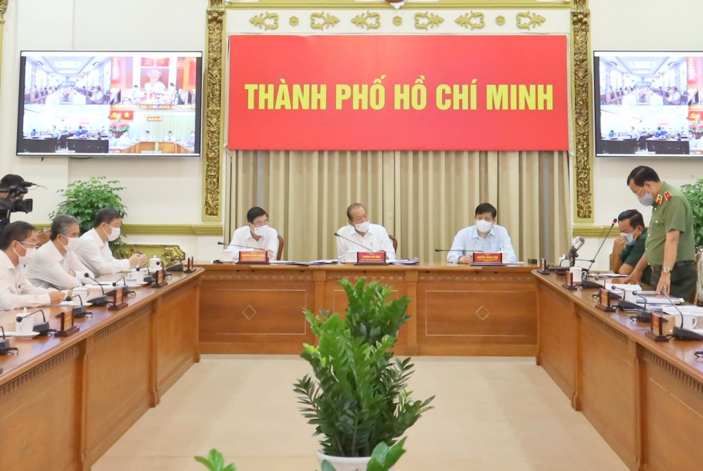 TP. Hồ Chí Minh không được phép để đứt gãy các chuỗi sản xuất, đảm bảo duy trì mục tiêu kép