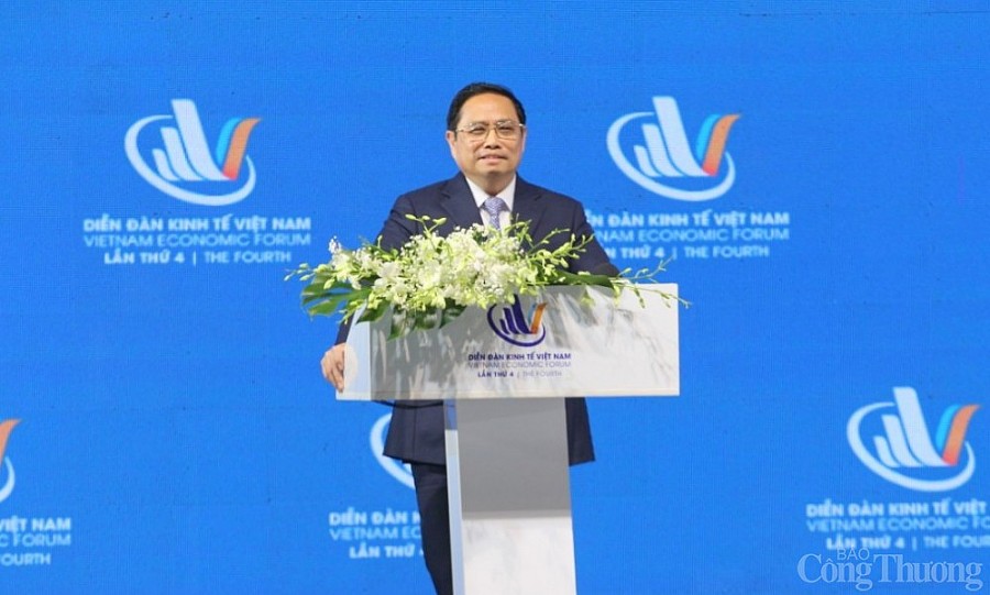 Diễn đàn Kinh tế Việt Nam lần thứ 4: Thống nhất xây dựng nền kinh tế độc lập, tự chủ, hội nhập sâu rộng