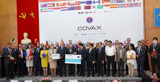Việt Nam nhận vaccine Covid-19 từ Chương trình COVAX có sự tài trợ của Hoa Kỳ