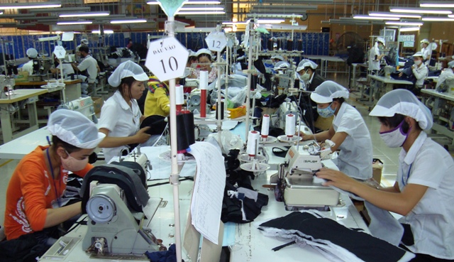 IFC hỗ trợ doanh nghiệp dệt may Việt Nam sản xuất sạch