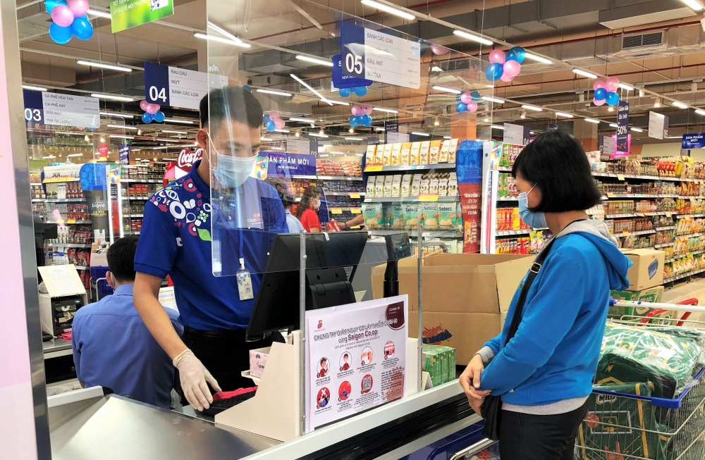 TP Hồ Chí Minh: Bán lẻ hàng hóa, doanh thu dịch vụ tăng trưởng trong khó khăn