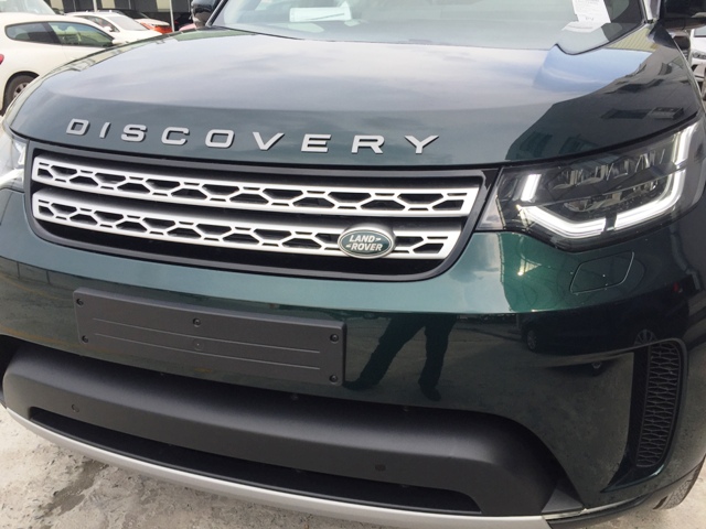 Land Rover Discovery hoàn toàn mới chính thức có mặt tại Việt Nam