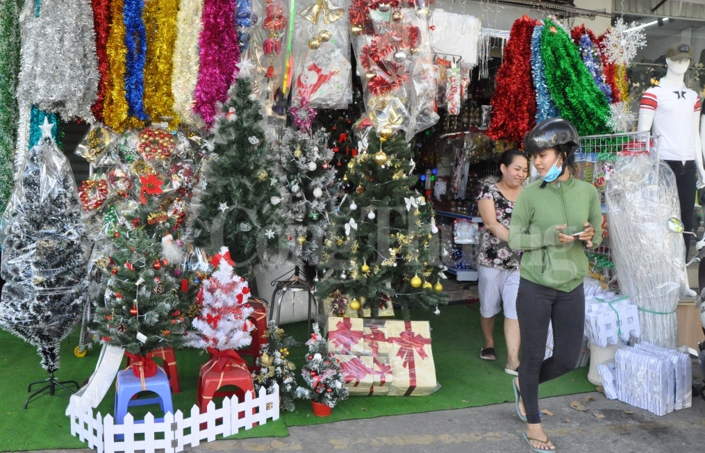 TP. Hồ Chí Minh: “Rục rịch” khởi động thị trường mùa Giáng sinh