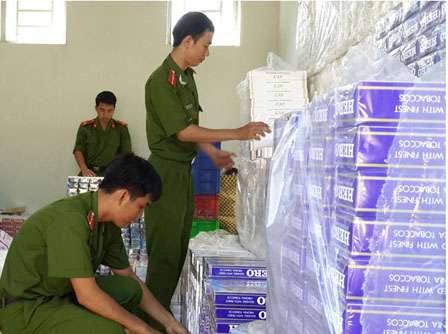 Thuốc lá nhập lậu “biến tướng” trên thị trường TP. Hồ Chí Minh