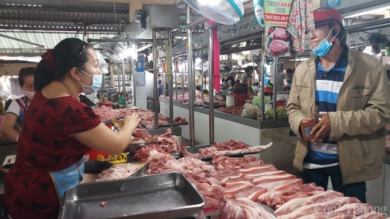 TP. Hồ Chí Minh: Tăng cường giám sát an toàn vệ sinh thực phẩm tại chợ truyền thống