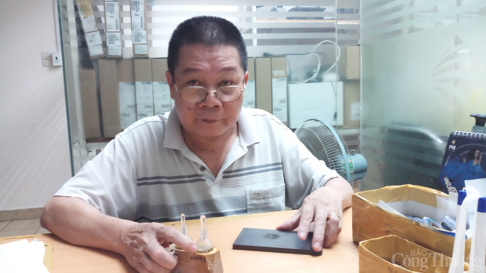 Nghệ nhân Phan Văn Tiên: Hơn nửa thế kỷ “sống mái” với nghề kim hoàn