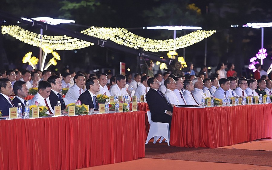 Thủ tướng Phạm Minh Chính: Hà Tĩnh cần xác định rõ những tiềm năng khác biệt để phát triển