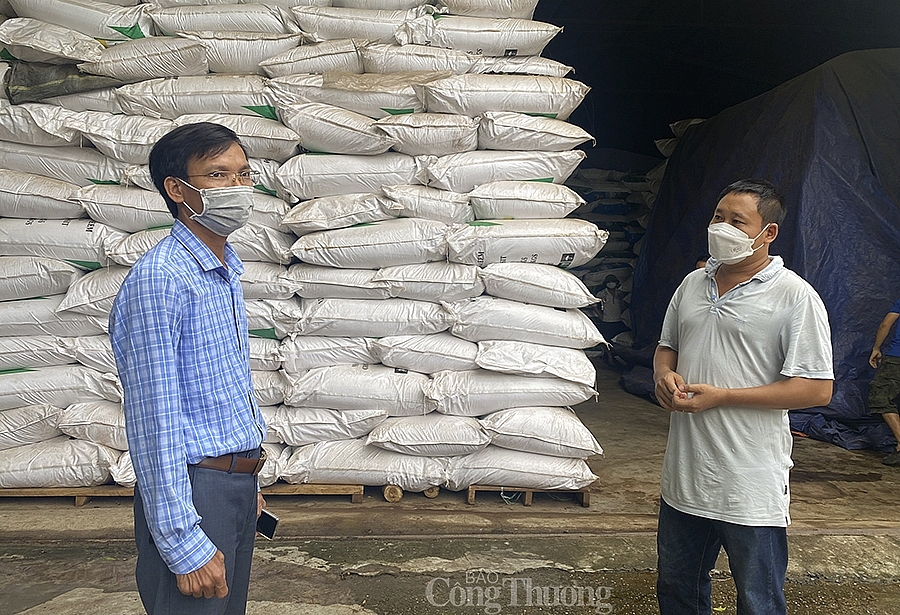 Hàng trăm tấn chè khô ở Nghệ An chờ được xuất khẩu