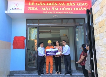 Công đoàn PC Thừa Thiên Huế: Bàn giao “Mái ấm Công đoàn” cho đoàn viên