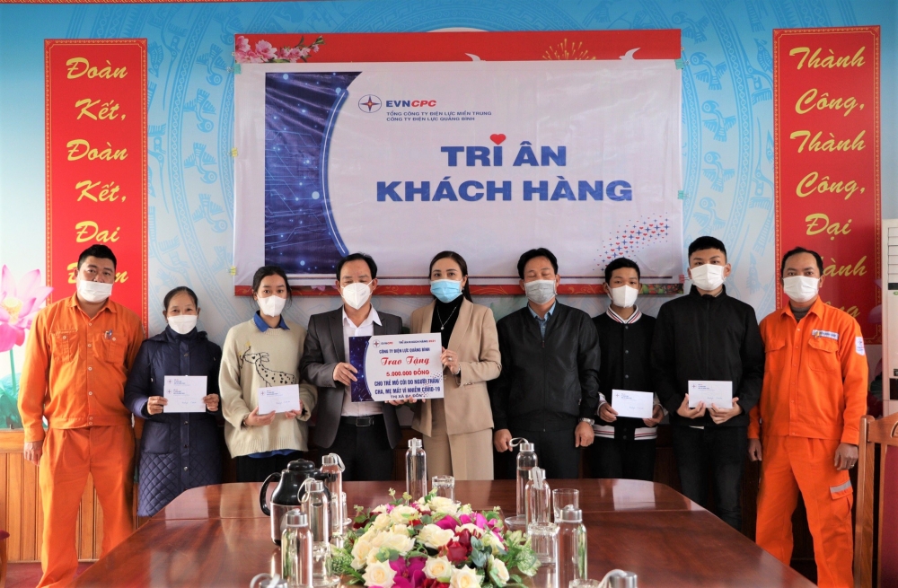PC Quảng Bình mang Tết ấm áp cho người nghèo