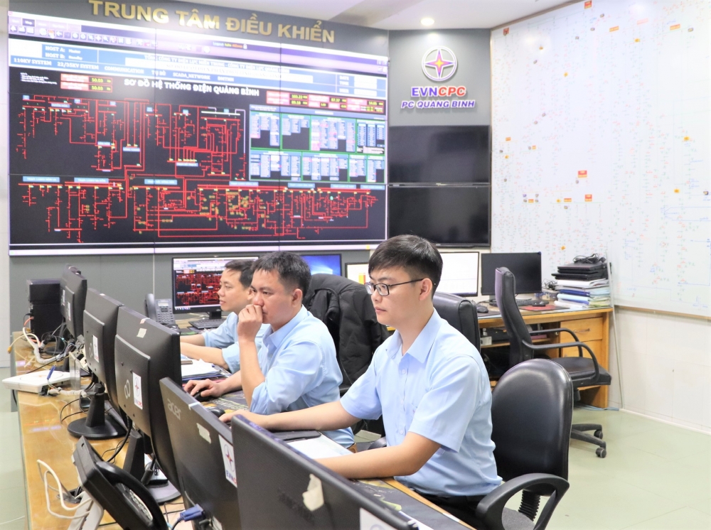 Ngành điện Quảng Bình: Áp dụng tối đa sáng kiến kỹ thuật trong sản xuất, kinh doanh