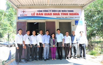 Thừa Thiên Huế: EVNCPC bàn giao nhà tình nghĩa cho gia đình khó khăn